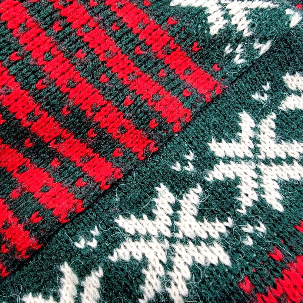 VTG Studio Michelle Stuart Red & Green Button-Up Cardigan & Shawl Collar Sweater - Picture 7 of 11